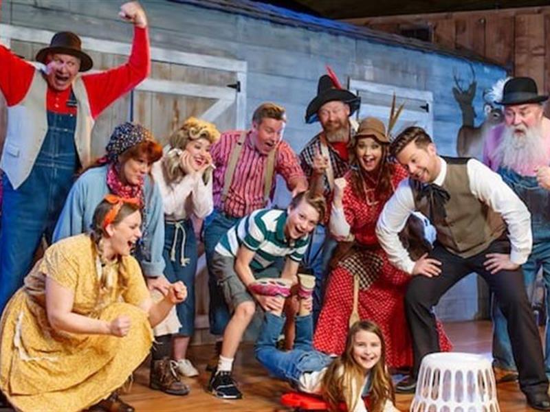 Shepherd's Funny Farm Dinner Feud