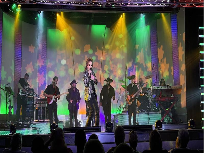 Nashville Roadhouse Live! New Year's Eve Party